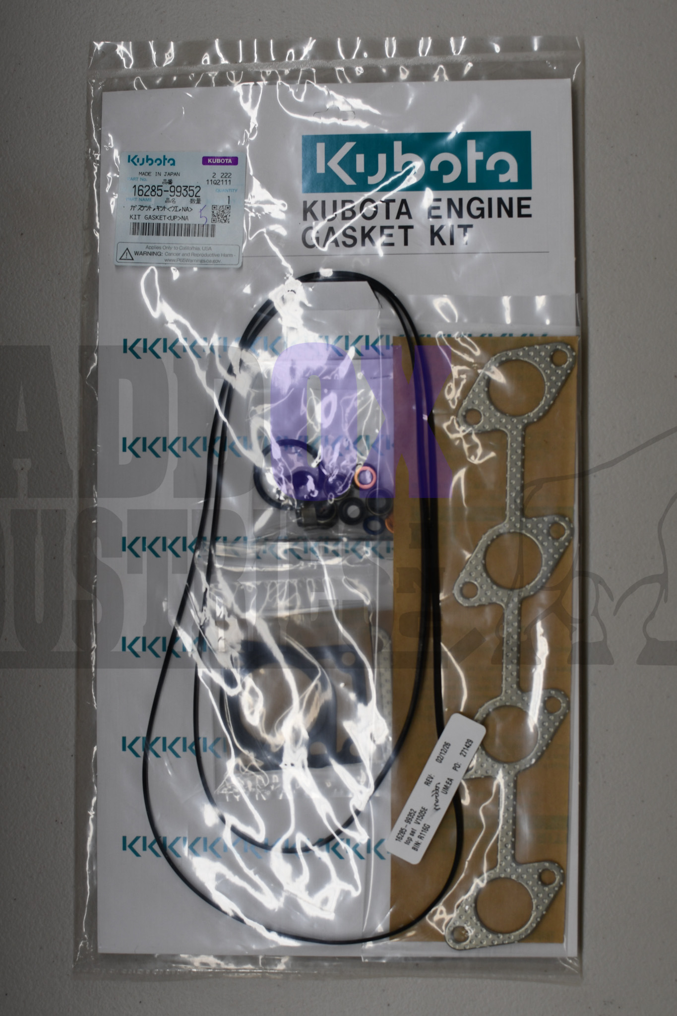 Kubota 16285-99352 Gasket Kit